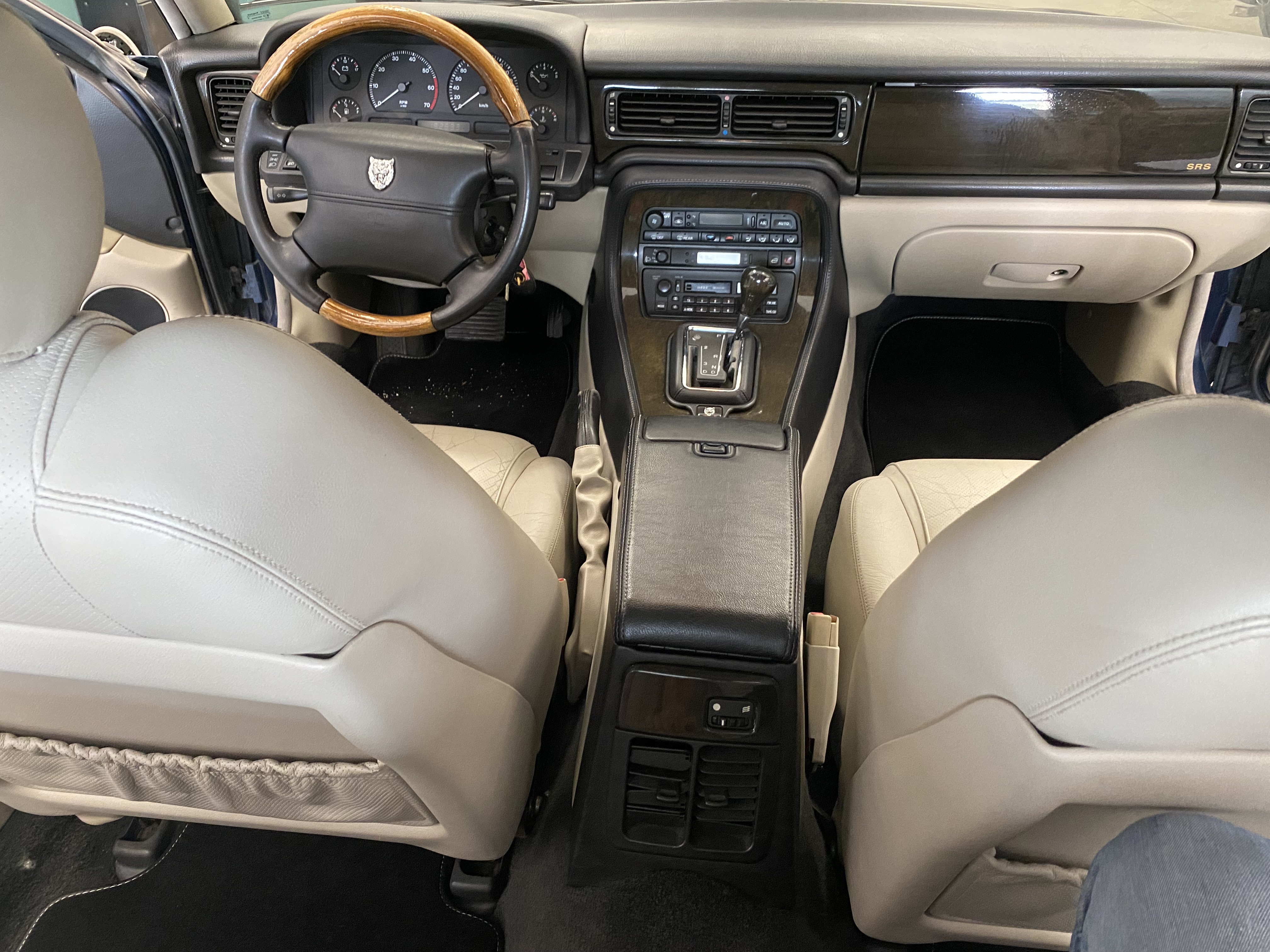 Jaguar X300